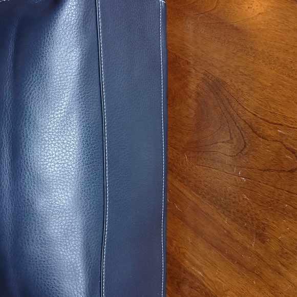 Coach Derby Dark Blue Leather Tote - Picture 9 of 16